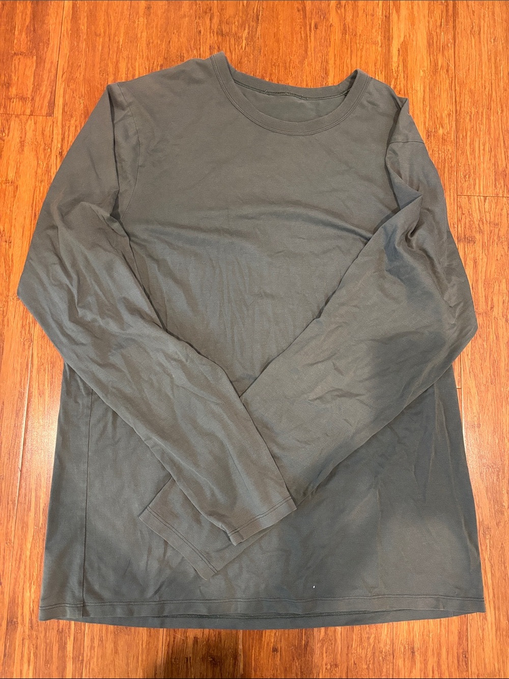 lululemon athletica Men's Long Sleeve Crewneck - Olive